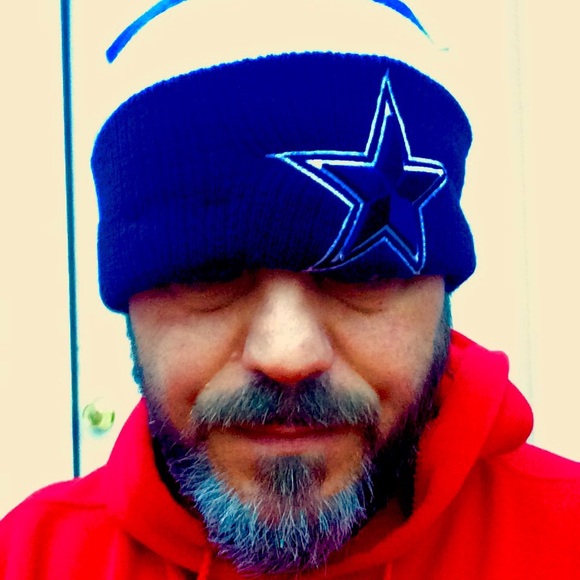 Meet your Posher, Kyle - Picture 3 of 4